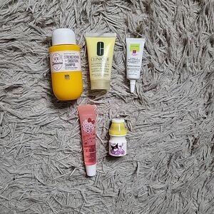Beauty Bundle Sol De Janeiro Clinique Sephora Kuromi Hello Kitty Lips Shampoo ✨️